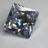 Colar Gravatinha com Pedraria Carré